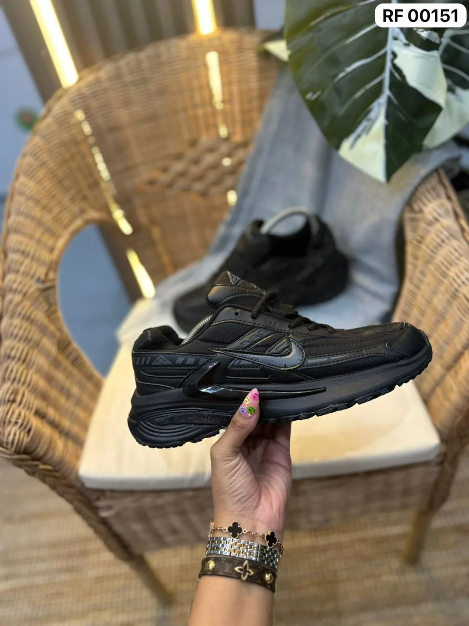 Nike Initiator